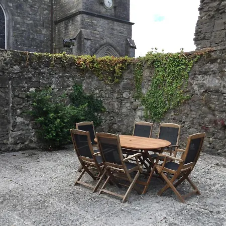 펜션 The Stone House,